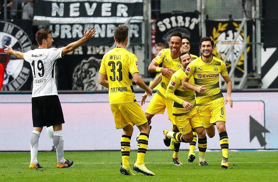 那不勒斯训练开放日，窗口期篮板制胜引欢呼，德国杯在即，控场能力受关注